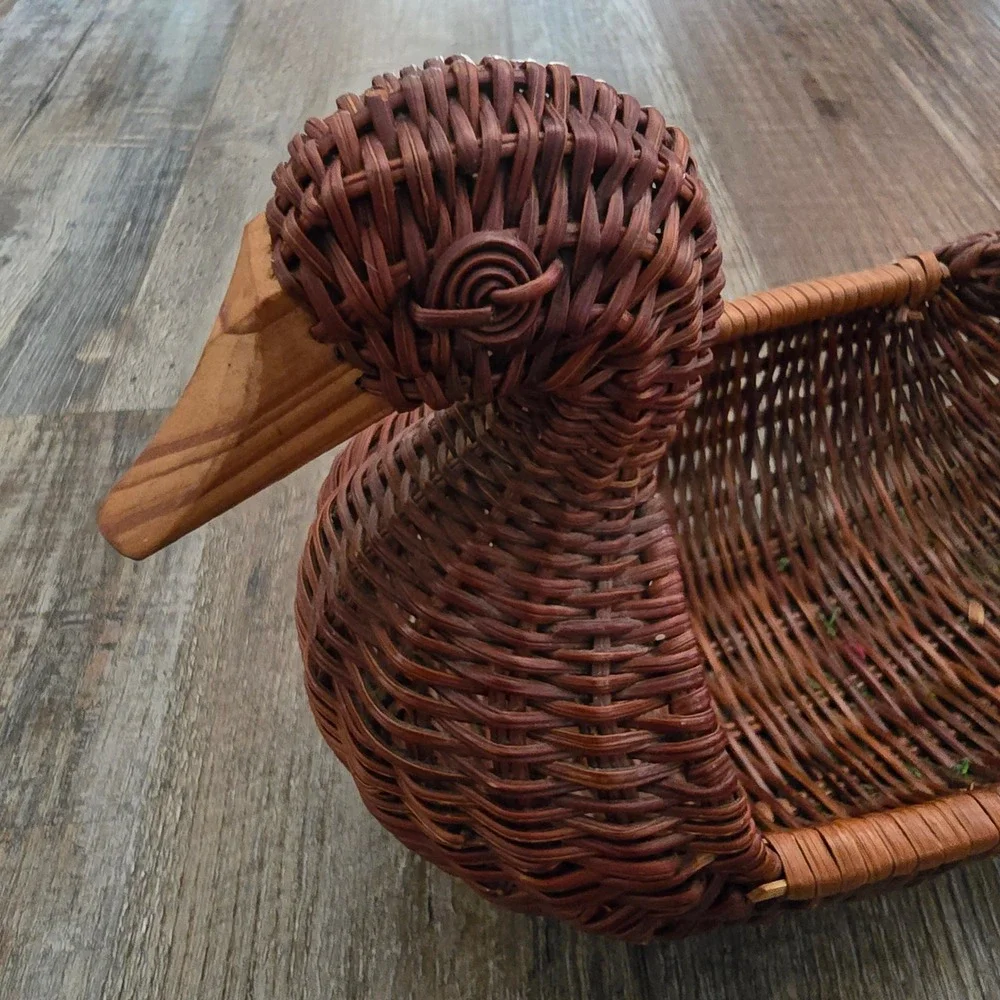 Wicker Duck Basket Wooden Beak Brown Woven Farmhouse Rustic Boho Primitive